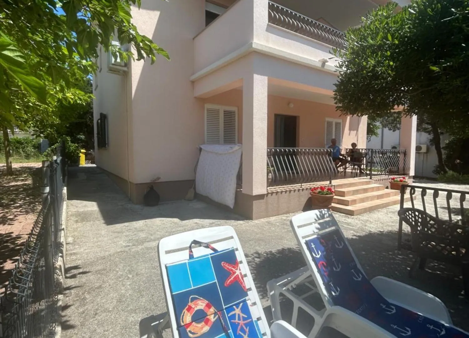 Villa Milica Barbat na Rabu Apartment