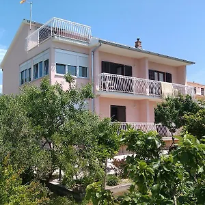 Gostinjska kuća Marija, Barbat na Rabu